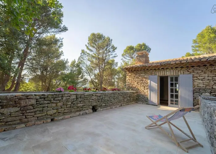 Stunning Panoramic Views And Heated Pool In Roussillon